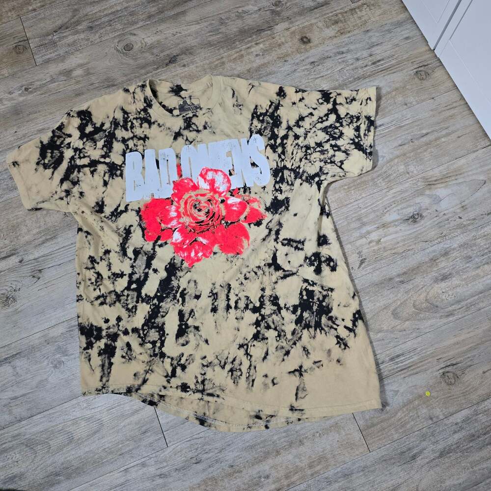Bad Omens Flower Bleach Wash T-Shirt W/Defect
